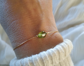 Bracelet Pierre de naissance Aout-Péridot- gold Filled -pierre naturelle-idée cadeau personnalisé-bracelet à offrir-bracelet lithothérapie