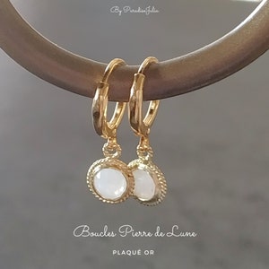 June Birthstone Moonstone - Pendientes de pastilla chapados en oro - hebilla de oro pequeña, chapado en oro, regalos de mujer, joyas para ofrecer
