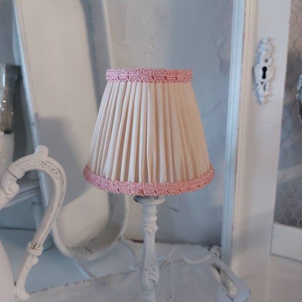 vintage Lampenschirm aus Frankreich * rosa * shabby chic