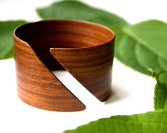 Angle Cut Wood Bangle | Handmade Wood Bangle | Lightweight Wood Bracelet | Made to Order | Minimal | Bentwood | Rosewood Veneer