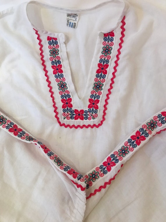 Vintage Hungarian blouse - image 2