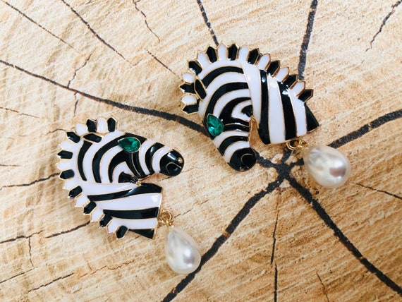 Etsy shop white earrings