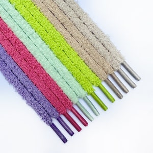 Slim Flat Fuzzy Laces - ONE PAIR