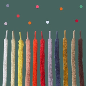 Fuzzy Laces, Downy Schnürsenkel, Rote Schnürsenkel, Weiße Schnürsenkel - EIN PAAR