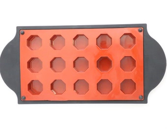 Oggibox 15-Cavity Octagon Silicone Mold With Frame for Soap, Bread, Loaf, Muffin, Brownie, Cornbread, Cheesecake, Pudding