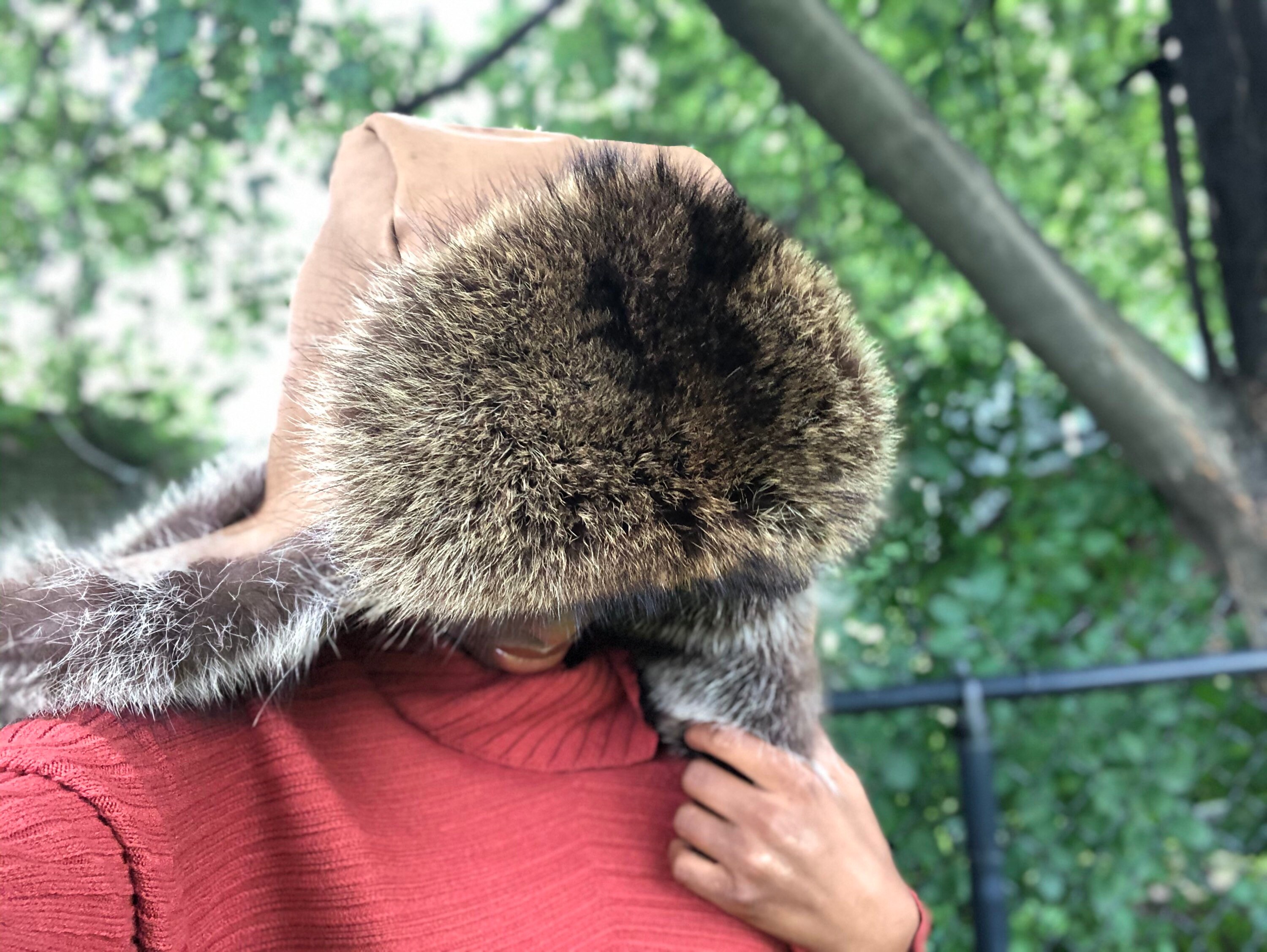 Sombrero de piel de mapache dramático Etsy