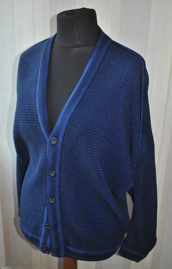 Vintage Carlo Colucci Navy geprepareerde vesttrui van 90 | Etsy Carlo Colucci pullover deadstock vintage jaren '90 trui | Etsy