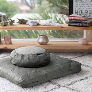 Meditation Cushion Set in Raw Silk -  Aqua