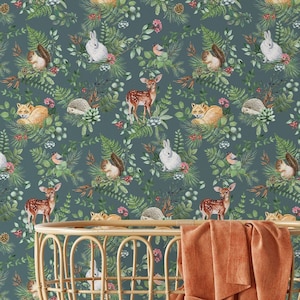 wallpaper for kids with animals, green wallpaper with animals, wallpaper nursery decor, wallpaper with animals, woodland wallpaper, beautiful wallpaper in kids room, wall decor for kids room, kids room decoration, nursery decor wallpaper