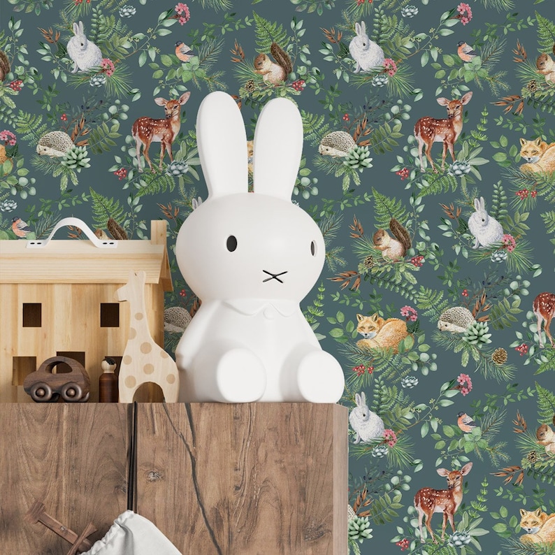 wallpaper for kids with animals, green wallpaper with animals, wallpaper nursery decor, wallpaper with animals, woodland wallpaper, beautiful wallpaper in kids room, wall decor for kids room, kids room decoration, nursery decor wallpaper