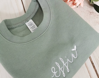 Personalised kids sweater / embroidered / jumper / childrens sweatshirt / girls / heart design / birthday present idea / lots of colours