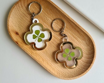 Four Leaf Clover Keyring Good Luck Gift Genuine Real Four Leaf Clover Luck Charm Good Luck Token Lucky Keychain Positivity Gift Shamrock