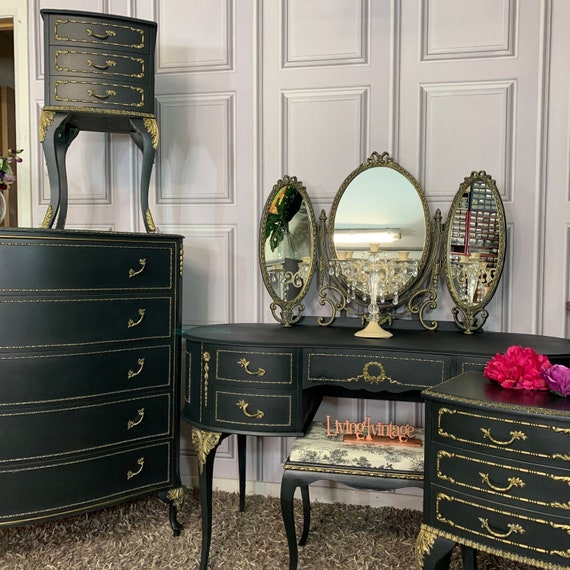 Black Bedroom Furniture Set French, Black And Gold Nightstand Dresser Set
