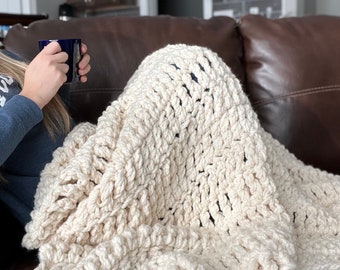 Chunky Crochet Blanket, Hand Crochet Cozy Throw, Graduation Blanket, Gift For Her, Housewarming Idea, Handmade Blanket, Christmas Gift Idea