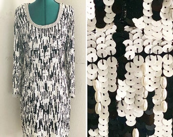 GEOMETRIC//Black and White Pearl Dress//Vintage Art Deco//Oleg Cassini//Mini//A-Line//Scoop Neckline//Heavy//New Years Party Dress//