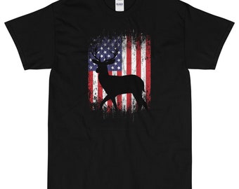 Deer Hunting American Flag Whitetail Buck Silhouette  T-Shirt S-5XL