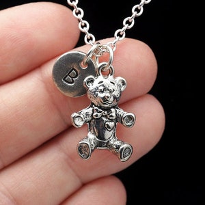 Collana con orsacchiotto, Orsacchiotto dell&#39;amore, Collana con orsacchiotto giocattolo, Gioielli con orsacchiotto, Monogramma personalizzato, Collana con iniziale