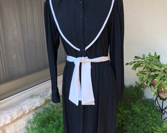 1980's Black and White Beginnings Co Size 13 Women's Dress with Removable White Belt and Long Sleeves