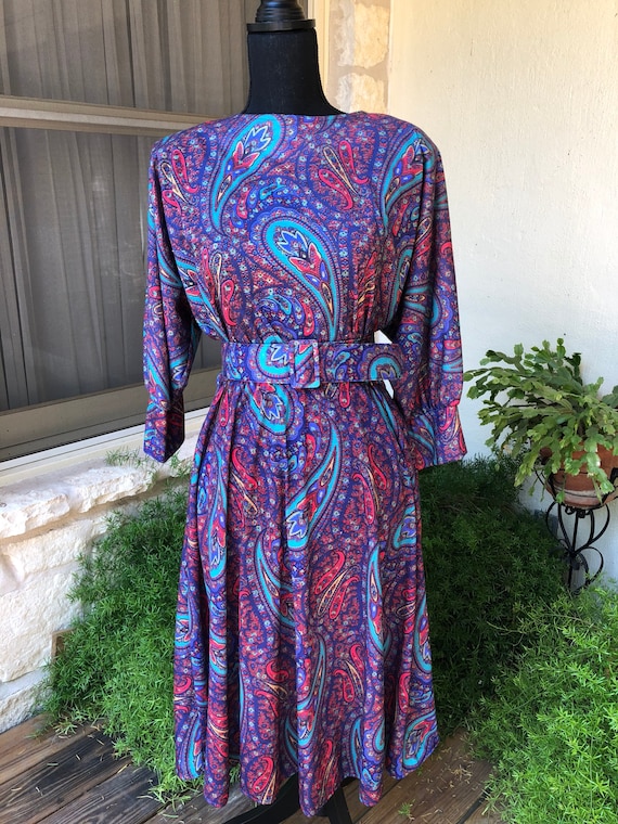 1980's Vintage Women's Paisley Patterned Two Dee's