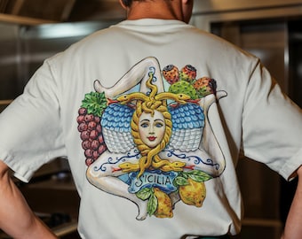 Camiseta unisex premium Trinacria teñida en prenda, Sicilia, regalo ideal, herencia siciliana, inspiración siciliana, viajero siciliano