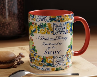 Taza de café Sicily Therapy de 325 ml y 480 ml. "No necesito terapia, solo necesito ir a Sicily Therapy". Taza con mensaje oculto, apoyo emocional.