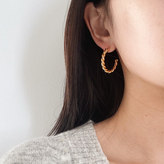Small gold twisted hoop hotsell earrings
