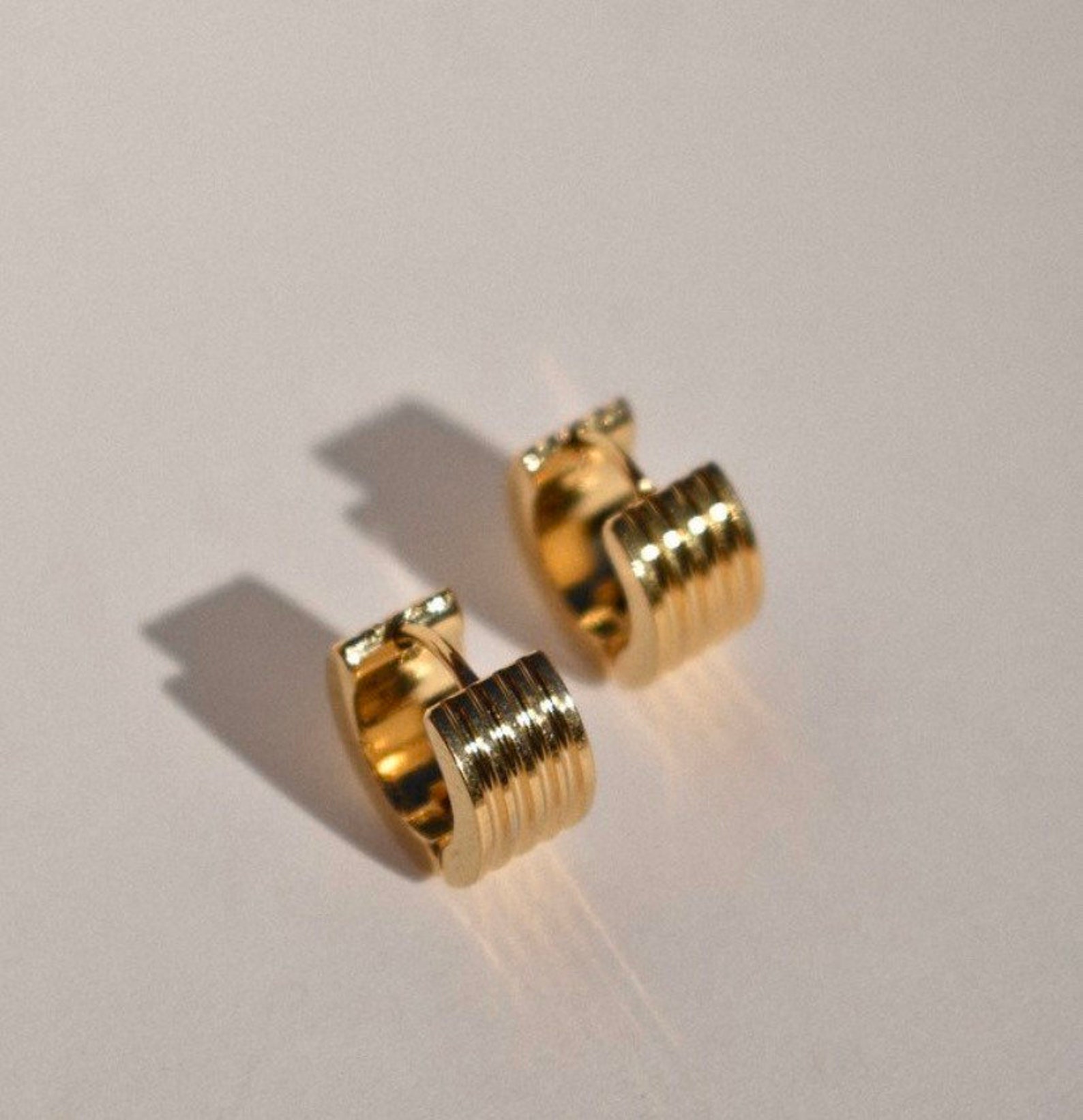 chunky gold huggie hoops