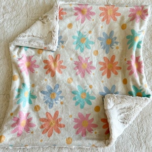 LOVEY, QUICK SHIP, Minky Daisy Baby Blanket, Boho Floral Crib Bedding, Spring Wildflower Baby Crib Blanket, Retro Floral, Baby Shower