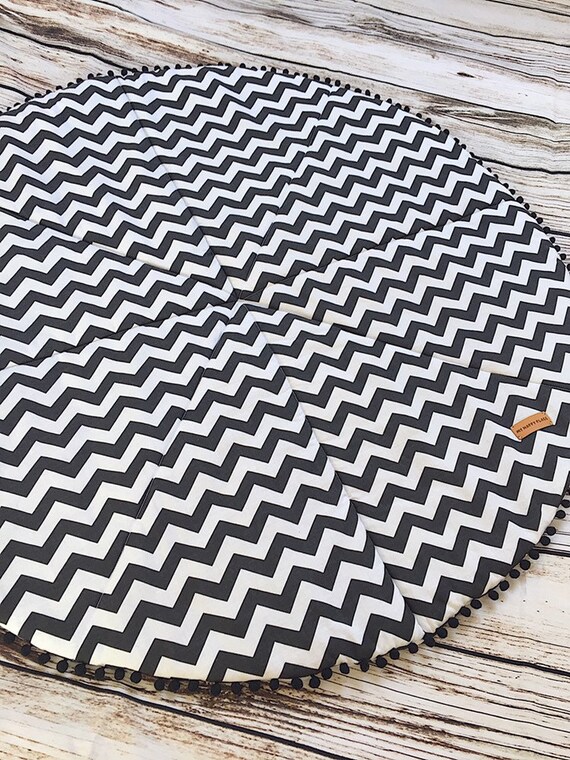 monochrome baby play mat