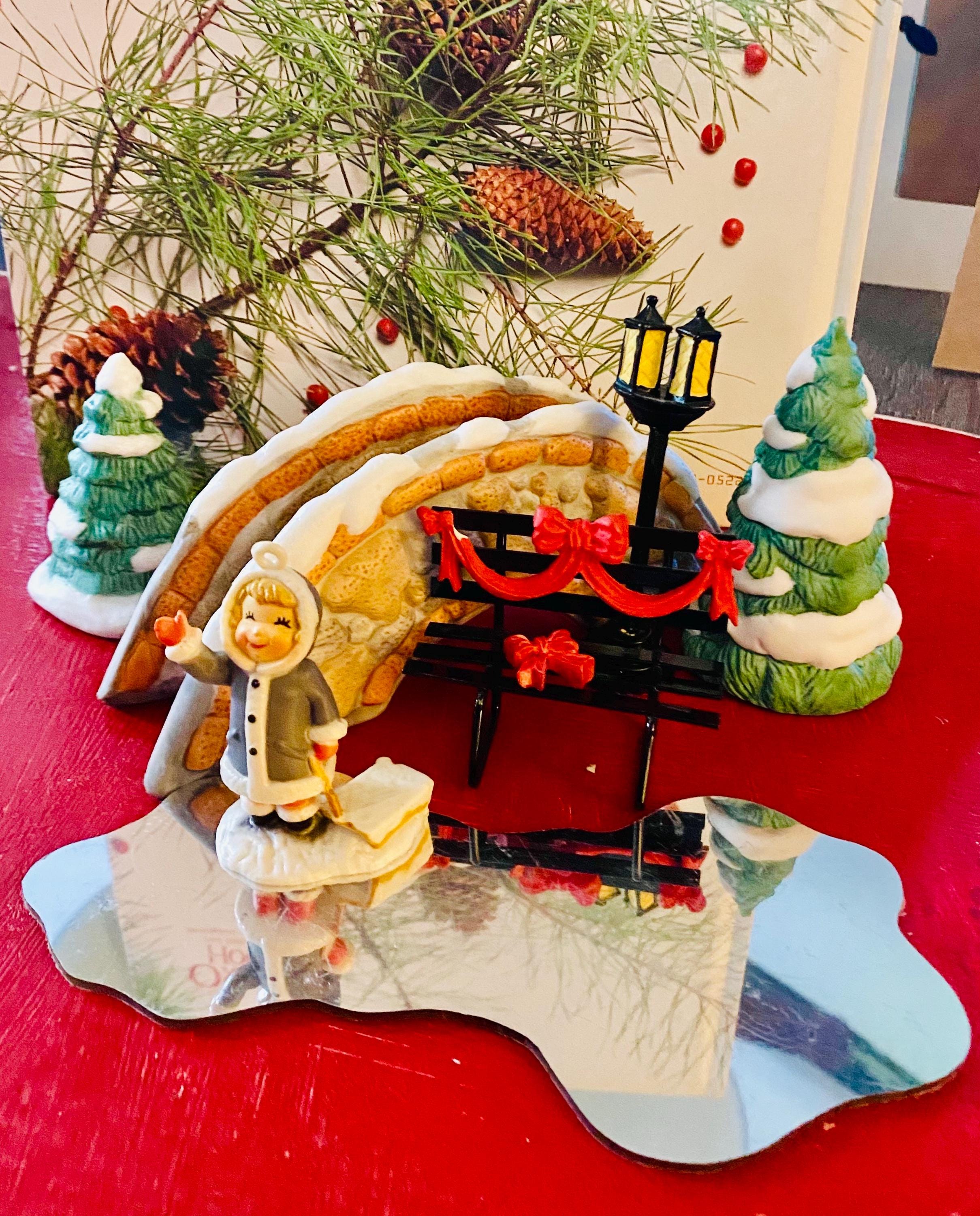 ヴィンテージ クリスマス オルゴール 置物 飾り House of lloyd House of Lloyd Christmas - Etsy