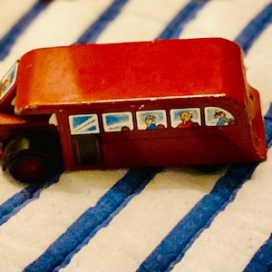 Rare 1988 Thomas the Tank Engine & Friends Bertie the Bus ERTL Co Die-Cast toy