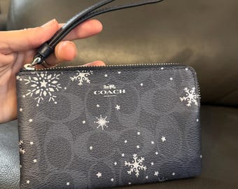 Coach Navy Signature Snowflake-polsbandje met rits
