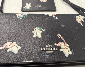 Bolso de mano plegable Coach Anna de edición limitada, bandolera, muñeco de nieve azul medianoche y tarjetero.