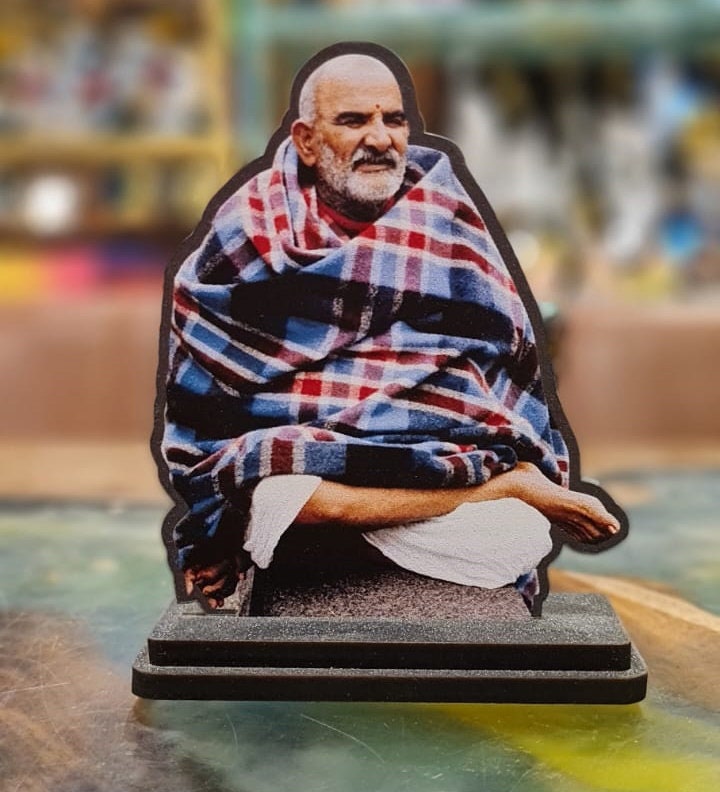 Artroot Crafts Neem Karoli Baba Ji Idol Wooden Standy Idols for Pooja