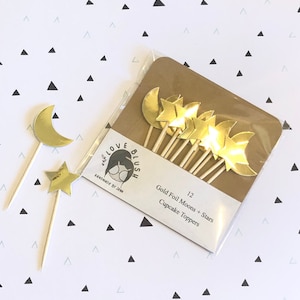 Adornos para cupcakes con luna y estrellas en papel dorado / Juego de 12