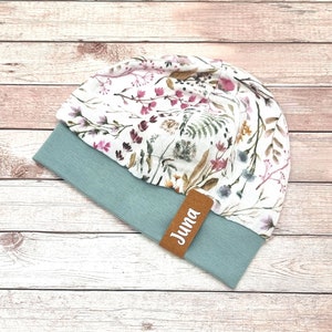 nur Gr. 47-49KU Leichte Beanie &quot;Musselin Blümchen&quot; Mütze mit Namen,Personalisiereung,Babymütze,Mütze,Baby,Kind,Babymütze, Kindermütze