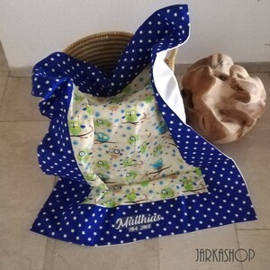 De dekenuil van de baby turkoois-groen-blauw na wens met naam, kruipende deken, knuffeldeken, wandelwagendeken, omslagstootkussen voor op de gaan