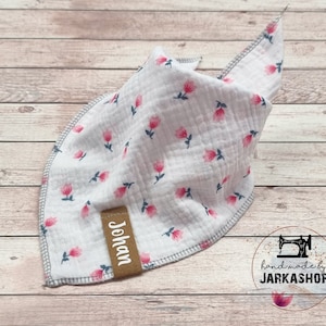 Muslin triangular cloth &quot;Tulip&quot; by name, Personalized, Scarf, Baby scarf, Muslin scarf, Flowers, Flowers