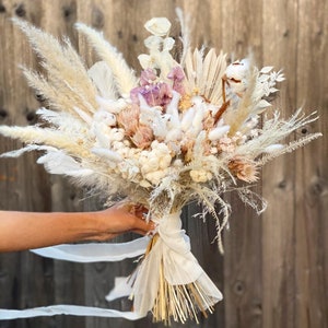 Dried Flowers Bouquet/Bridal Bouquet/Artificial Bride Bouquet/Rustic Bouquet/Pampas Bouquet/Palm Leaf/Bridesmaid/Preserved roses/Boutonniere