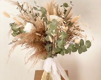 Ramo de hierba de pampa y eucalipto/ Ramo de novia eterno de rosa preservada/ Flor de boda de aspecto natural/ Ramo de damas de honor/