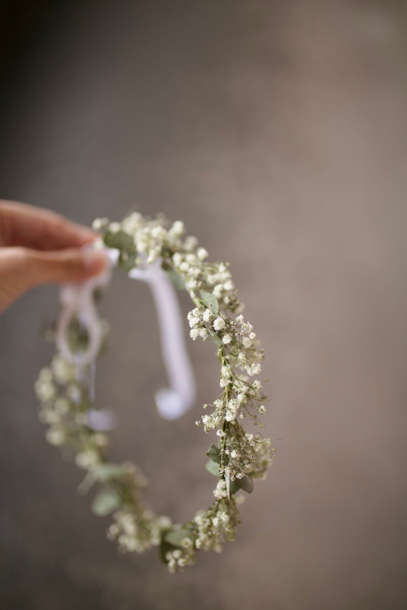 Couronne d'eucalyptus séché pour mariée / demoiselles d'honneur / demoiselles d'honneur / bouquetières de fleurs / fleurs de mariage rustiques / couronne de cheveux respirante pour bébé / pièces de tête florales image 4