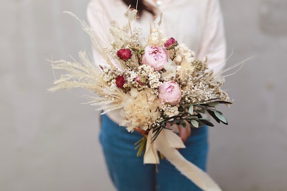 Vorgefertigte Rosenblätter Aus Seidenband – Mit Goldrand Für DIY-Blumensträuße