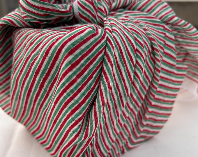 Christmas Furoshiki: Eco-Friendly Striped Cotton Gift Wrap