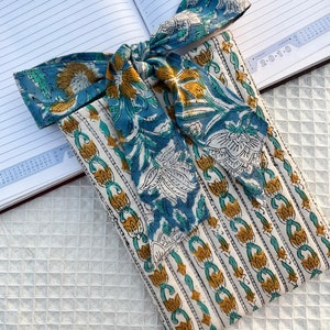 Handmade Quilted Kindle Sleeve: Floral Block Print Cover with Bow