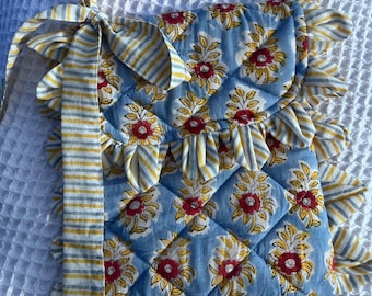 Handmade Quilted Floral Bible Cover: Cotton Book Sleeve with Bow