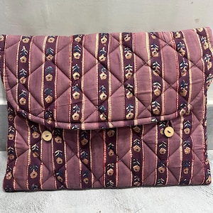 Handmade Quilted Laptop Sleeve, Boho Chic Padded Laptop Case, Ethnic Print Fabric, 13-15 Inch Laptop Cover with Wooden Buttons, Eco-Friendly