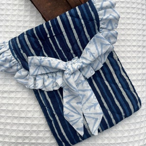 Handgefertigte, gesteppte Kindle-Hülle mit Indigo-Handblockdruck, umweltfreundliche Baumwollhülle, stilvolles Reisezubehör für Kindle Paperwhite/Oasis
