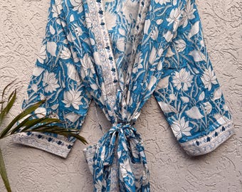 Bata kimono de algodón con estampado floral azul, ropa de estar por casa con estampado a mano, ropa de estar por casa de tallas grandes.
