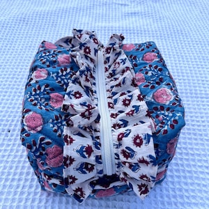 Quilted Hair Tool Organizer, Floral Makeup Bag, Travel Storage Pouch, Hair Tool Storage, Makeup Organizer, Hair Tool Travel Bag, Dyson Bag
