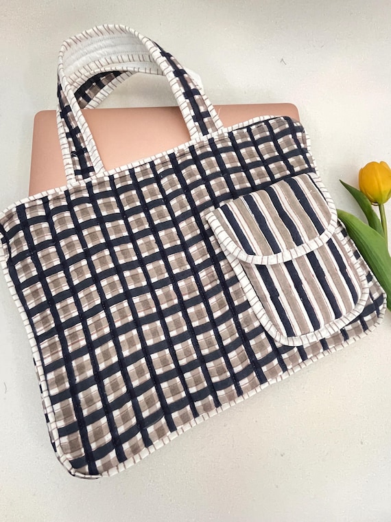Handmade Quilted Laptop Sleeve With Handles, Cotton MacBook Case, Padded Laptop Bag With Pocket, 1317 Inch Laptop Cover, Checkered Print - Etsy Israel Handmade Quilted Laptop Sleeve With Handles, Cotton MacBook Case, Padded Laptop Bag With Pocket, 1317 Inch Laptop Cover, Checkered Print - Etsy Israel